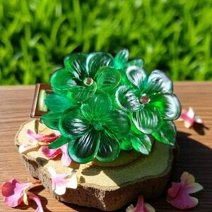 Green Floral Hair Clip